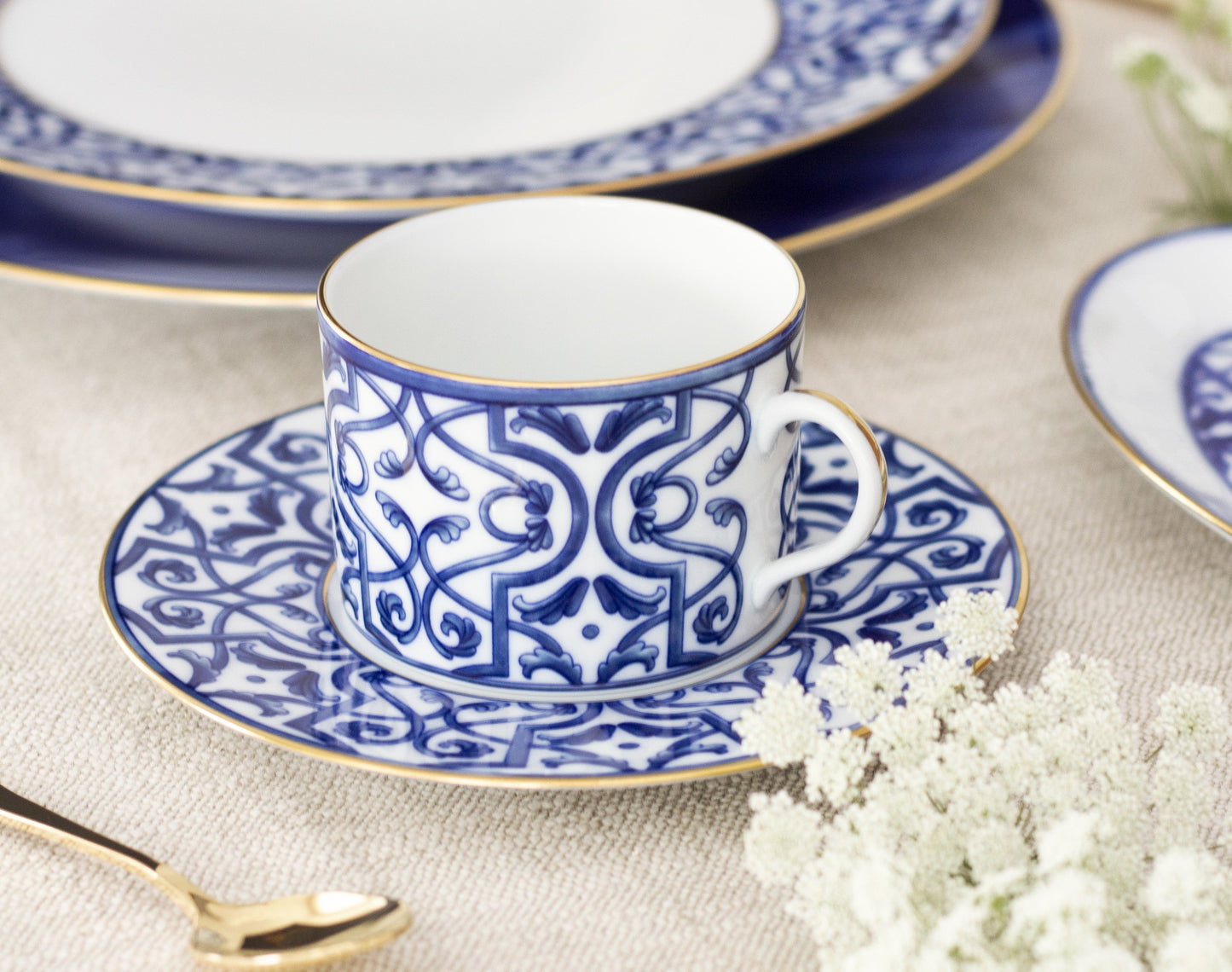 Blue Legacy 11-piece Gift Set - Tea Service for 4