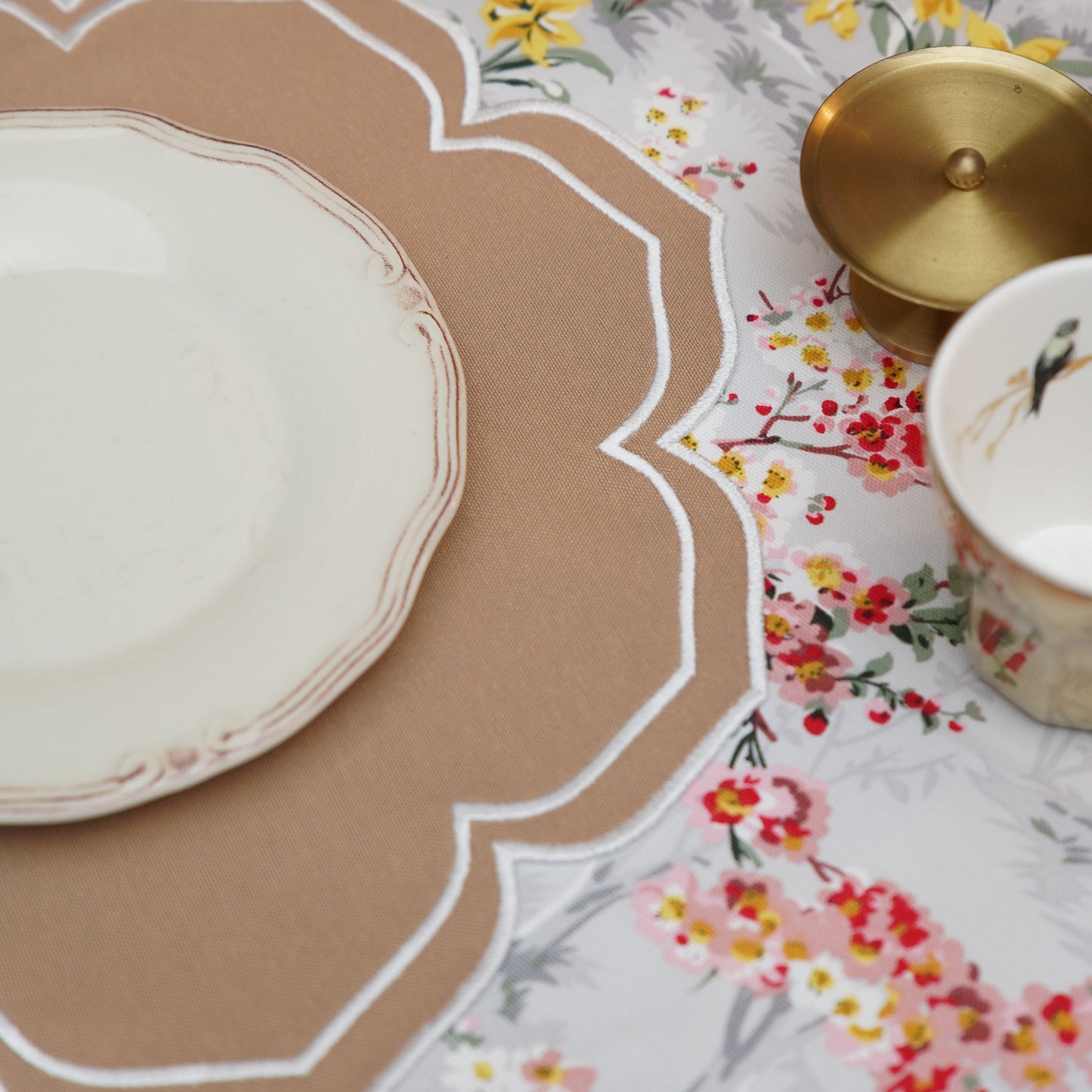 LUMERA BEIGE WAVY EDGE FABRIC PLACEMAT (Set Of 4)