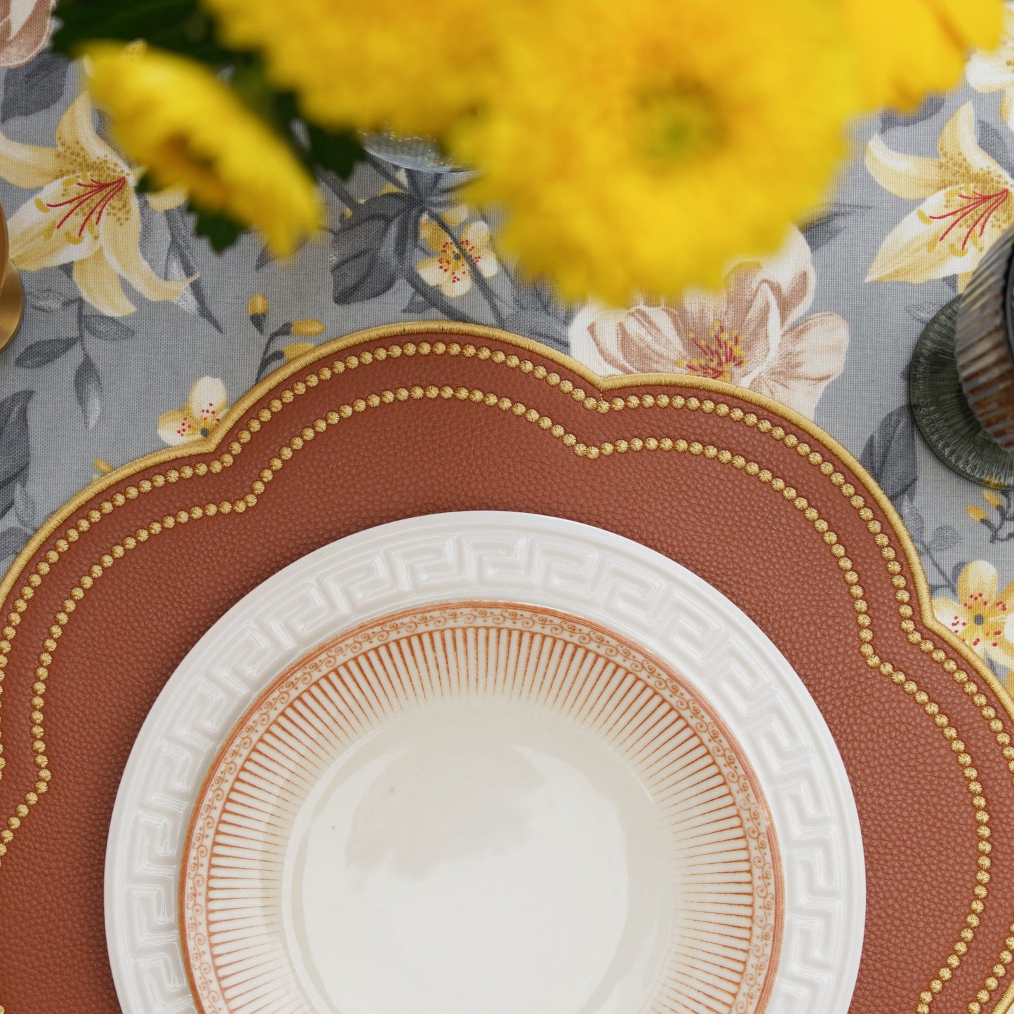 NURTURE BROWN GOLD SCALLOPED FAUX LEATHER PLACEMAT