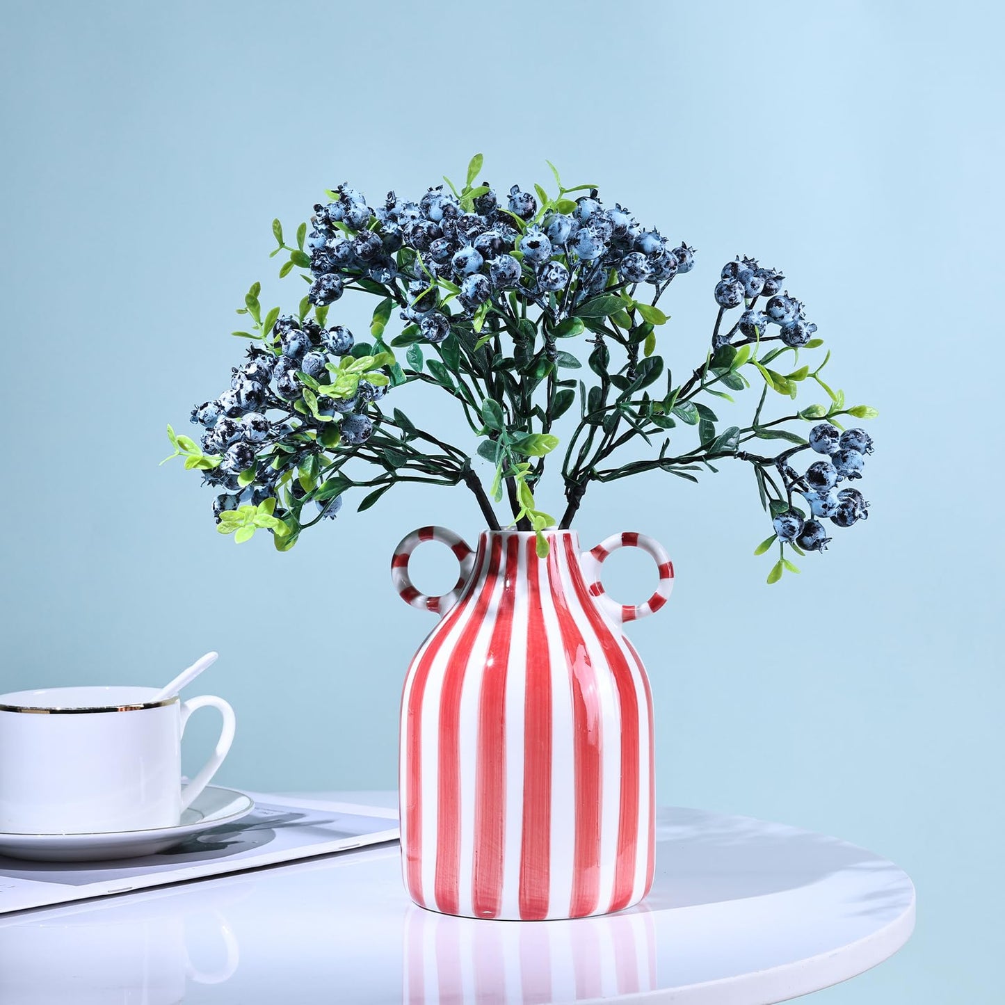 Red & White Ceramic Vase – Mid‑Century Modern Striped Design