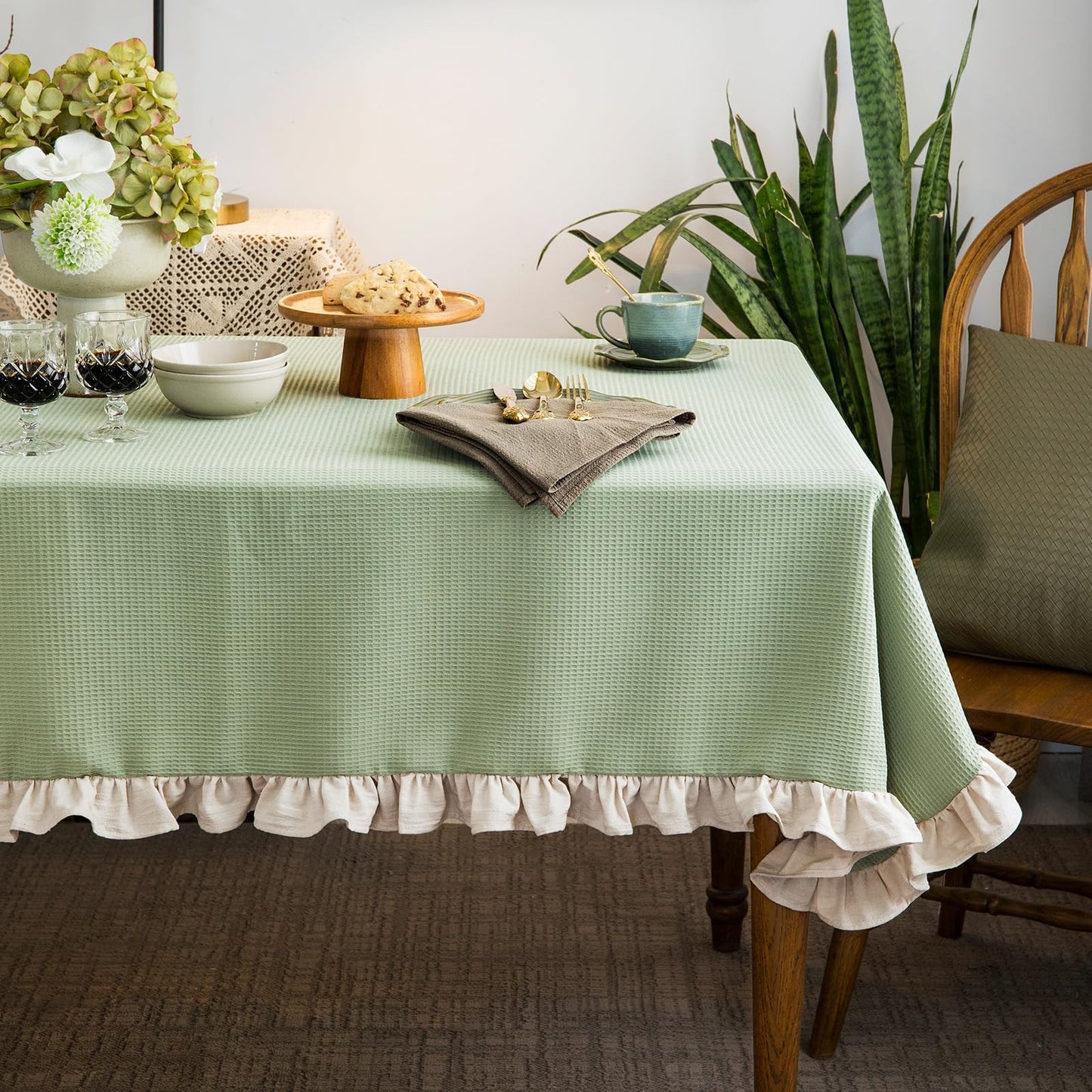 Waffle Weave Tablecloth with Ruffle Trim – Pea Green 52x70"