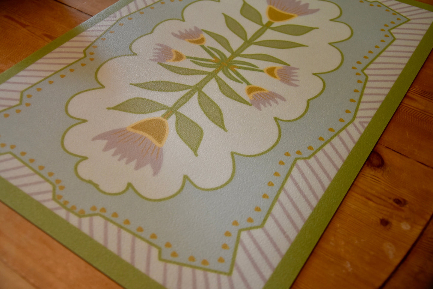 "Ginger" Cottage Floral Vinyl Placemat - 14"x20"