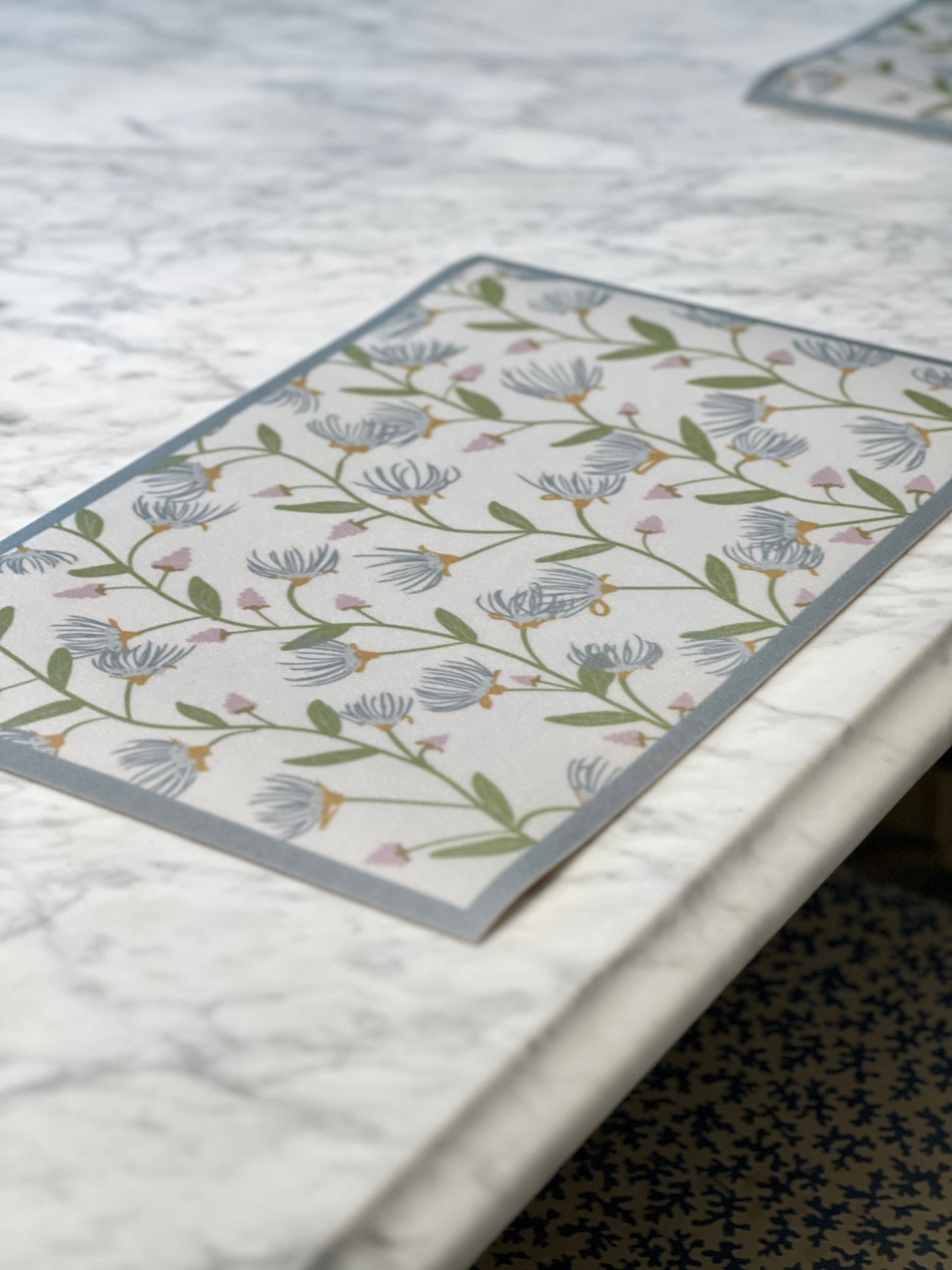 "Knollwood Cottage" Floral Vine Vinyl Placemat - 12" x 18"
