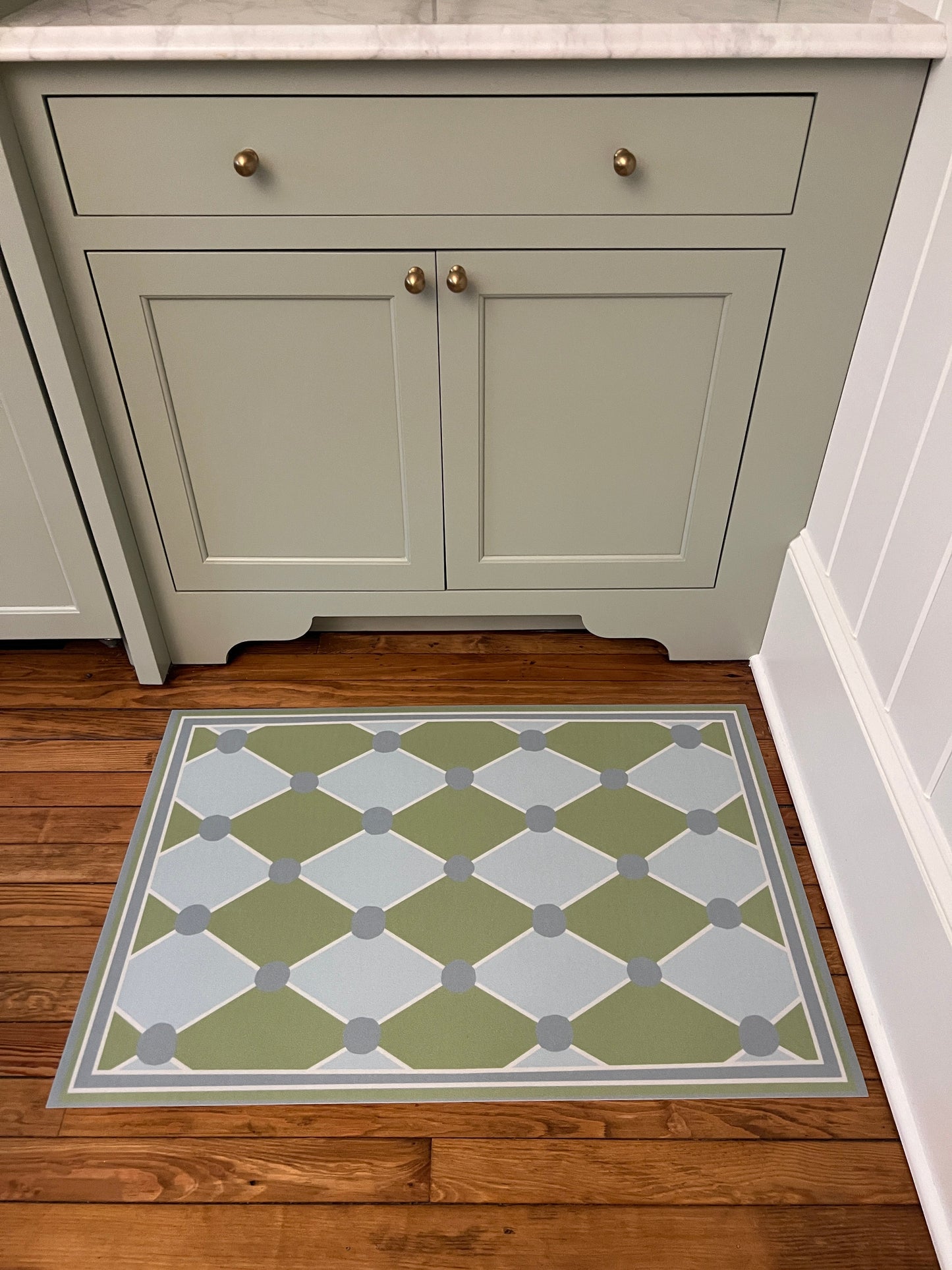 "Hopscotch" Checkerboard Cottage Floral Vinyl Floor Mat - 24"x36"