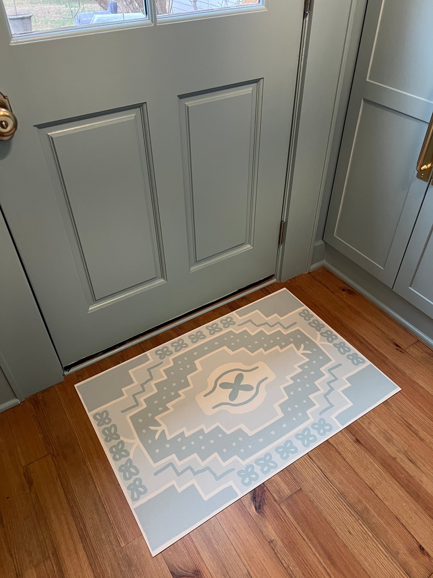 "Step It Up" Blue & White Coastal Cottage Vinyl Floor Mat - 24"x36"