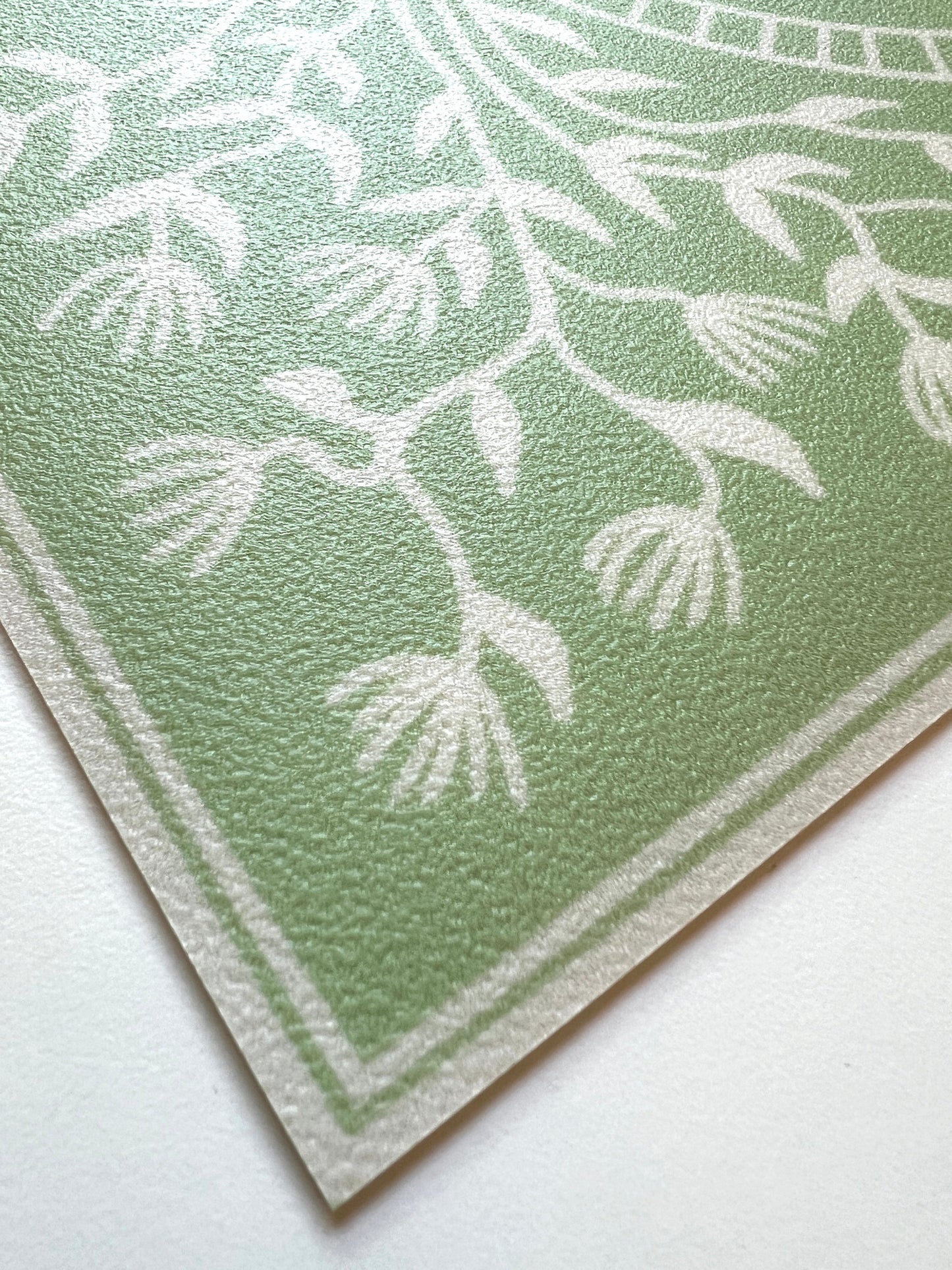 "Ruthie" in green - Cottage Floral Vinyl Placemat - 12"x18"