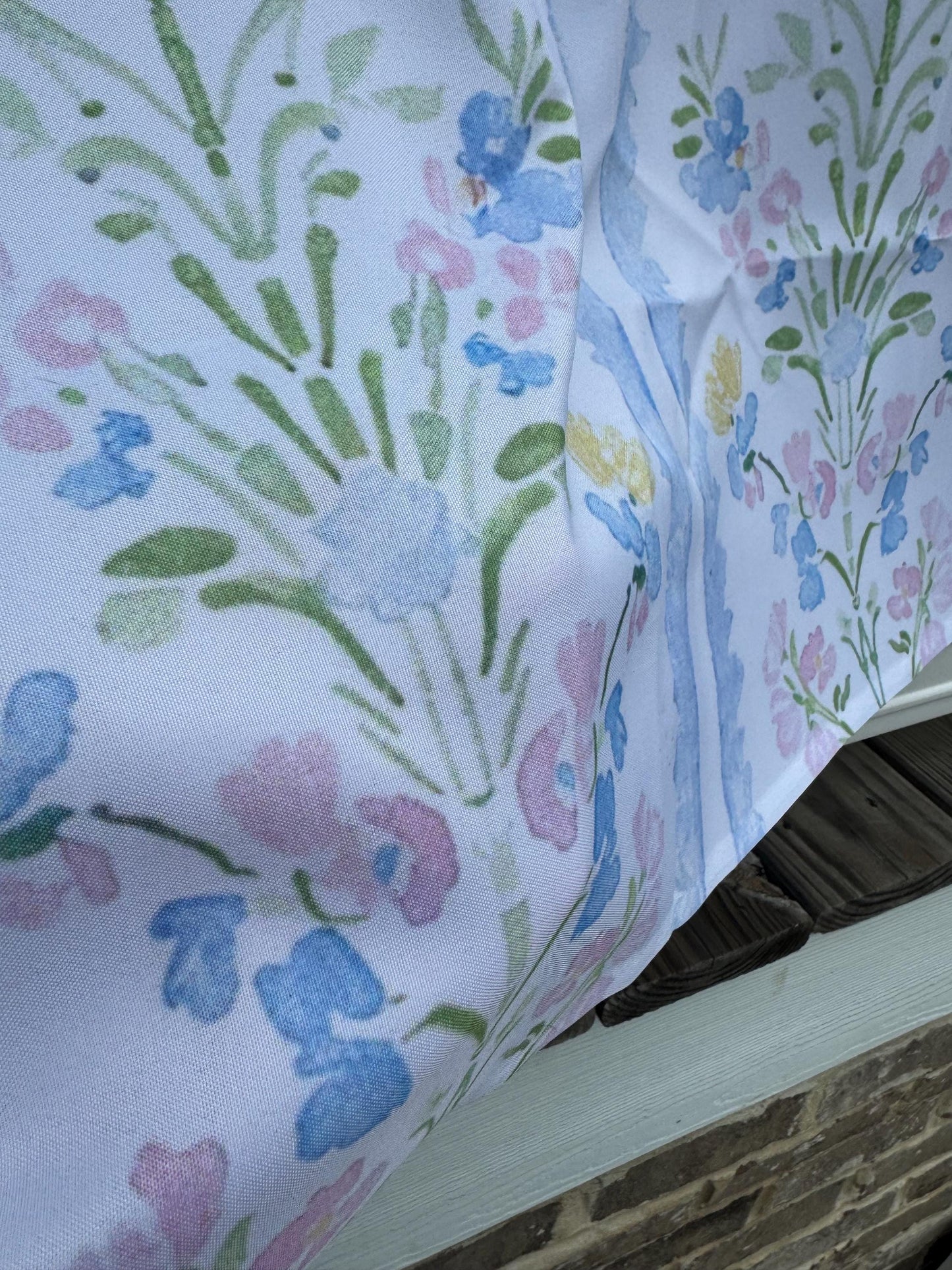 Watercolor Print Shower Curtain & Bathmat Set – Shabby Chic / French Country Bathroom Decor