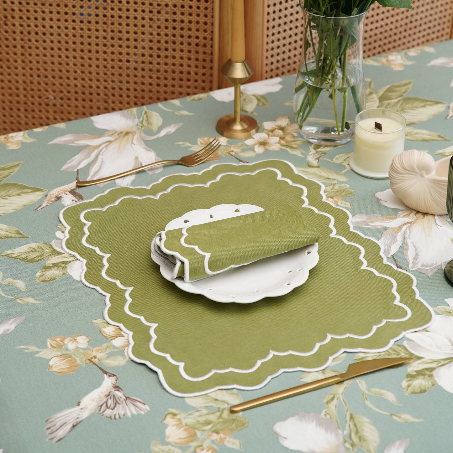 ELARA GREEN RECTANGLE FABRIC PLACEMAT & NAPKIN SET