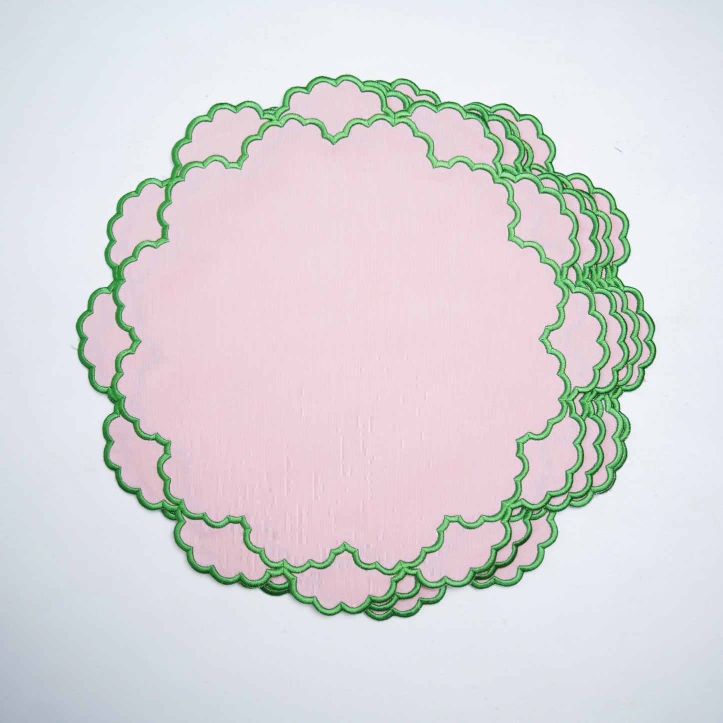 CRESSIDA LIGHT PINK ROUND FABRIC PLACEMAT (Set Of 4)